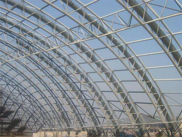 大跨度網(wǎng)架結構