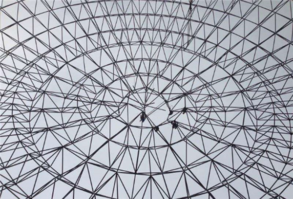 大型網(wǎng)架結構